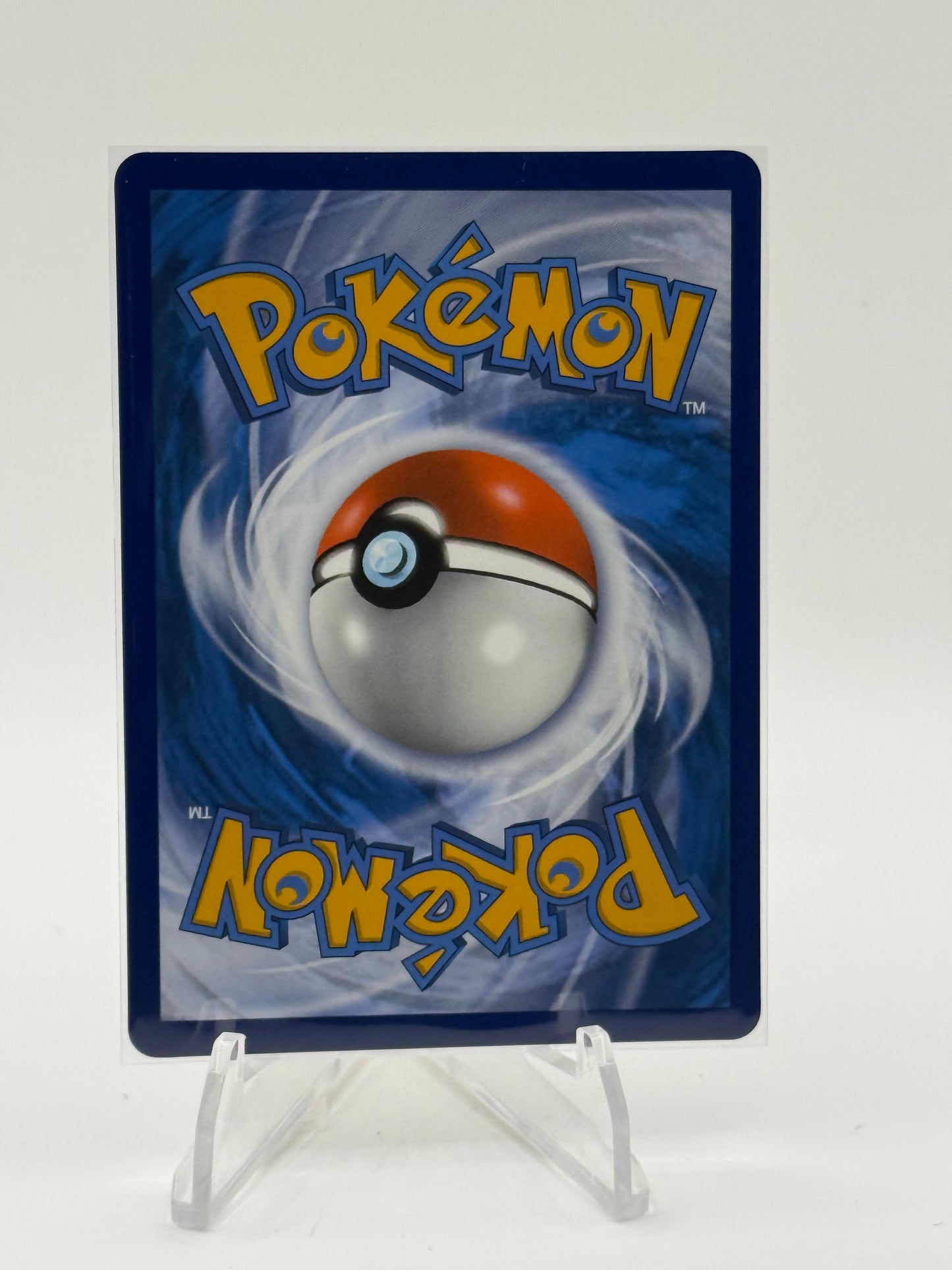 Flareon VMAX - SWSH07: Evolving Skies 018/203 PSA 10